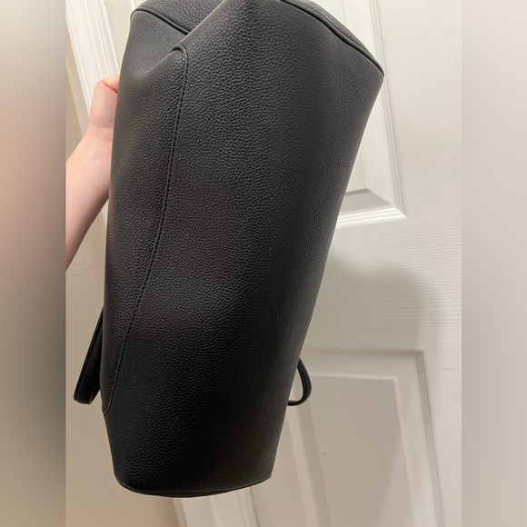 Tory Burch Shoulder Bag - Picture 8 of 8